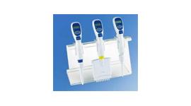 Labnet Pipettors